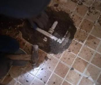 爱民卫生间漏水维修公司为您分享下卫生间渗水如何处理及注意事项